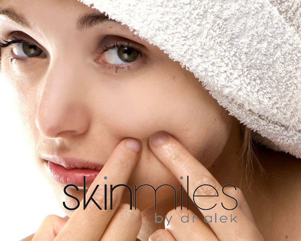 How-to-Treat-Red-Marks-&-Acne-Scars-FEATURE-IMAGE.jpg-1 How-to-Treat-Red-Marks-&-Acne-Scars-FEATURE-IMAGE.jpg-1