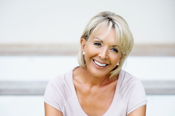 HOW-TO-TAKE-CARE-OF-YOUR-SKIN-IN-YOUR-FIFTIES-FEATURE-IMAGE HOW-TO-TAKE-CARE-OF-YOUR-SKIN-IN-YOUR-FIFTIES-FEATURE-IMAGE